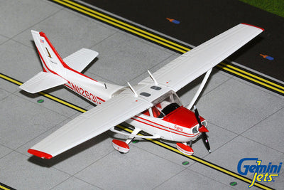 GeminiJets Cessna N12631 "Gypsy" (3/26) Cessna 172S