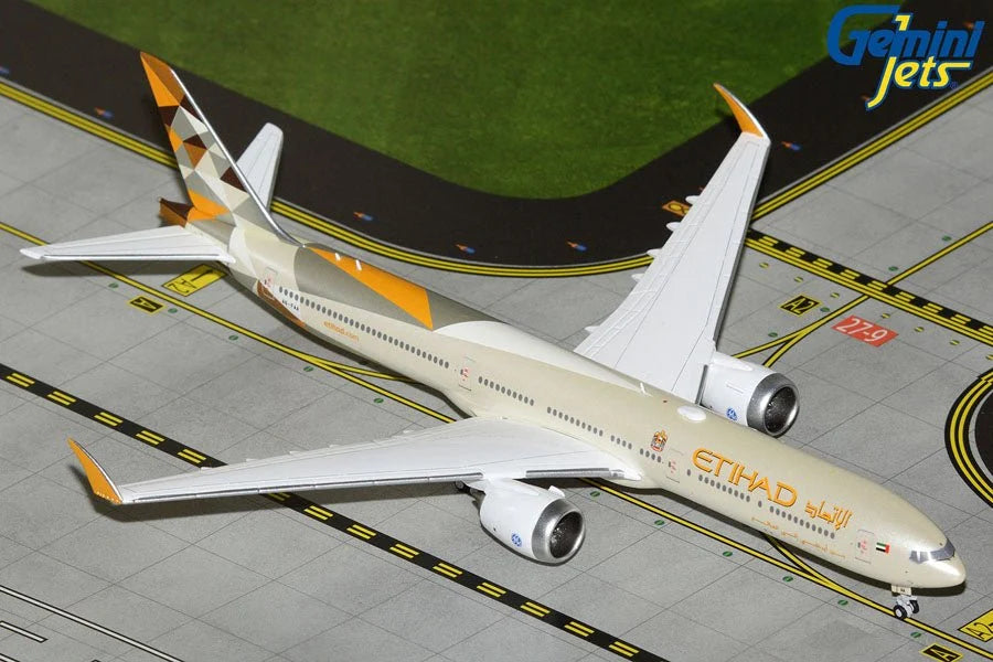 GeminiJets Etihad A6-FAA (9/25)(1:400 Scale)