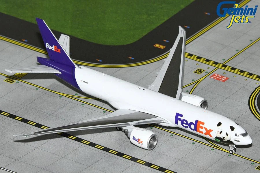 GeminiJets FedEx Express N886FD "FedEx Panda Express" (4/24) B777F